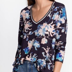 Johnny Was Chryssy Favorite long sleeve v-neck